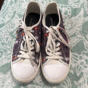 Harry Potter Size 10 woman’s or 8/9 men’s Harry Potter